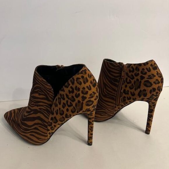 Shoedazzle Animal Print Zebra Cheetah Leopard Ankle Boots Heels Women's size 9 - Picture 8 of 11